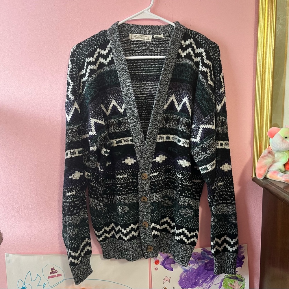Vintage “Expressions Worldwide” Cardigan V-Neck Top Retro Acrylic Size M